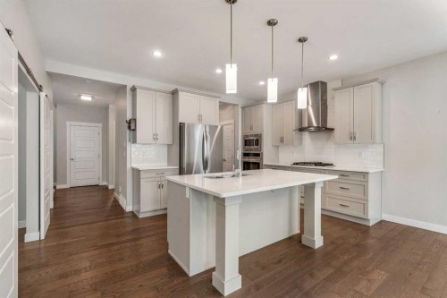 457 Westgate Crescent, Coaldale, AB - Indoor Photo Showing Kitchen With Stainless Steel Kitchen With Upgraded Kitchen