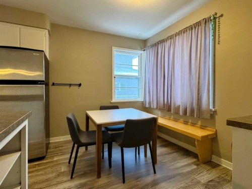 537 23 Street South, Lethbridge, AB - Indoor Photo Showing Dining Room
