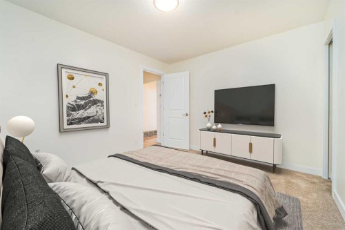 5202 44 Avenue, Taber, AB - Indoor Photo Showing Bedroom