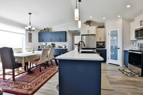 2037 Sunflower Crescent, Coaldale, AB - Indoor