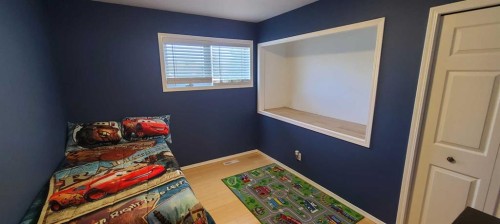 337 Ojibwa Place West, Lethbridge, AB - Indoor Photo Showing Other Room