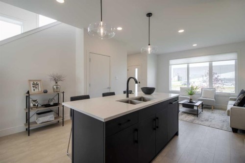 2545 16 Avenue North, Coaldale, AB - Indoor