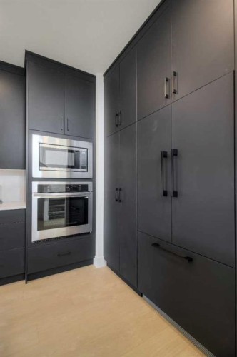 2545 16 Avenue North, Coaldale, AB - Indoor Photo Showing Kitchen