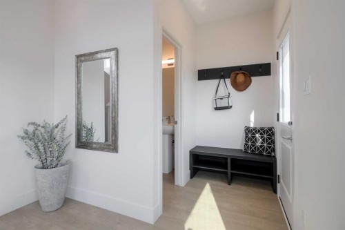 2545 16 Avenue North, Coaldale, AB - Indoor Photo Showing Other Room