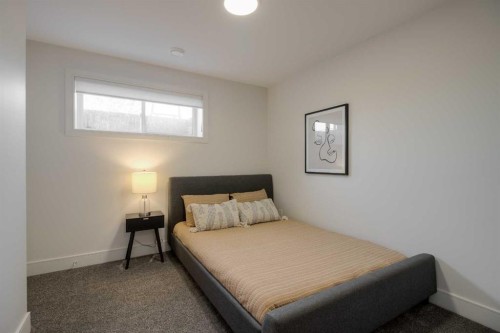 2545 16 Avenue North, Coaldale, AB - Indoor Photo Showing Bedroom