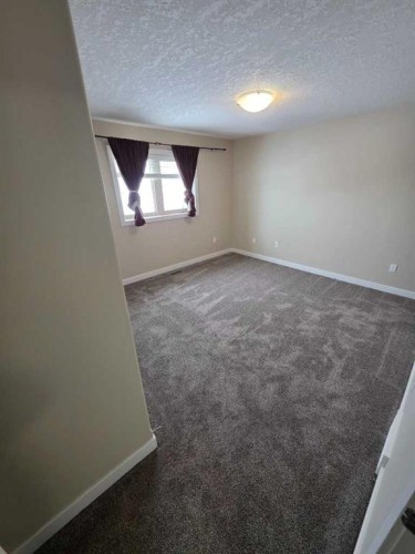 2216 18 Avenue, Coaldale, AB - Indoor Photo Showing Other Room