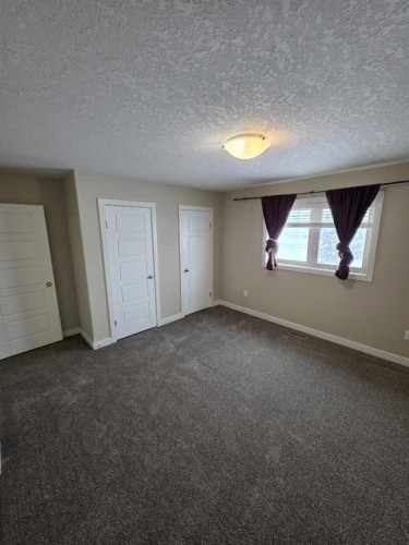 2216 18 Avenue, Coaldale, AB - Indoor Photo Showing Other Room