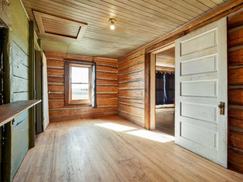 13042A 270 Range Road Range, Beazer, AB 