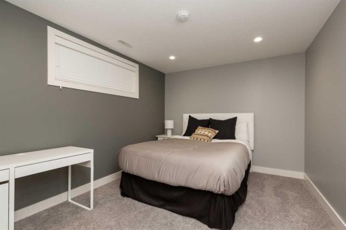 503 Keystone Chase West, Lethbridge, AB - Indoor Photo Showing Bedroom
