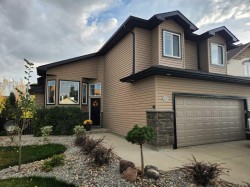 436 Mt Sunburst Crescent WEST Lethbridge, AB T1K 2S6