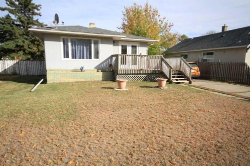 5305 56 Street  Taber, AB T1G 1L8