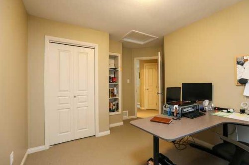 196 Coalbanks Boulevard West, Lethbridge, AB - Indoor Photo Showing Office