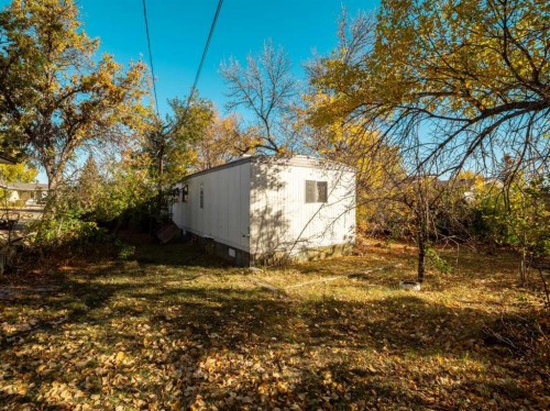 404 5 Avenue, Warner, AB - Outdoor