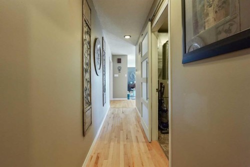 121S 100W, Raymond, AB - Indoor Photo Showing Other Room