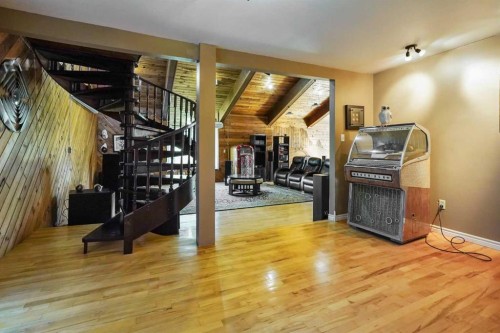 121S 100W, Raymond, AB - Indoor