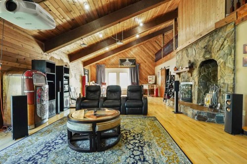 121S 100W, Raymond, AB - Indoor