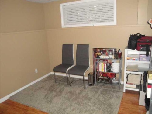 315 Lynx Crescent North, Lethbridge, AB - Indoor Photo Showing Other Room