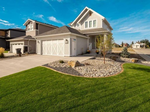 3028 21 Street, Coaldale, AB - Outdoor