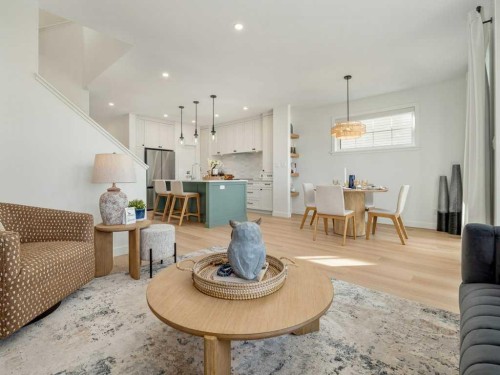 3028 21 Street, Coaldale, AB - Indoor Photo Showing Living Room