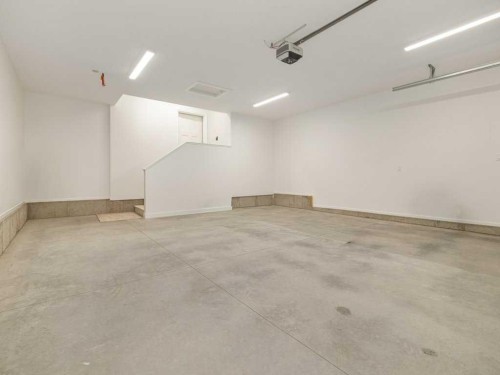 3028 21 Street, Coaldale, AB - Indoor