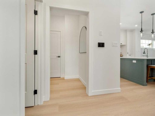 3028 21 Street, Coaldale, AB - Indoor