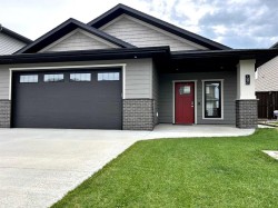 108 Gateway Mews SOUTH Lethbridge, AB T1K 5S2