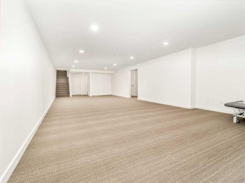 108 Gateway Mews South, Lethbridge, AB - Indoor Photo Showing Other Room