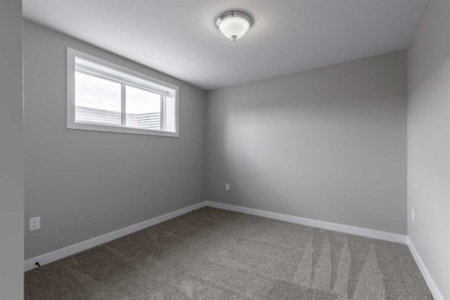 332 9 Street North, Picture Butte, AB - Indoor Photo Showing Other Room