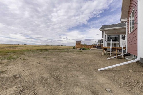 332 9 Street North, Picture Butte, AB - Outdoor