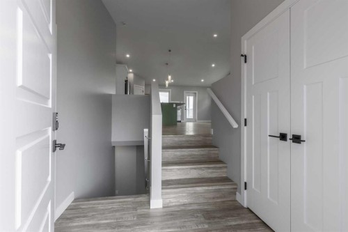 332 9 Street North, Picture Butte, AB - Indoor Photo Showing Other Room