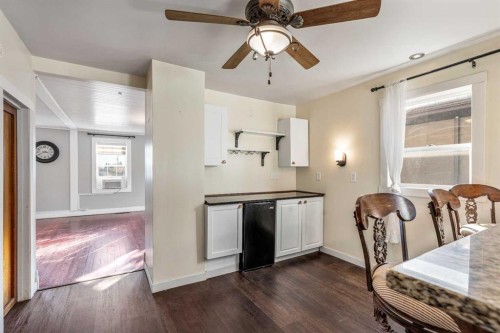 451 20 Street, Fort Macleod, AB - Indoor