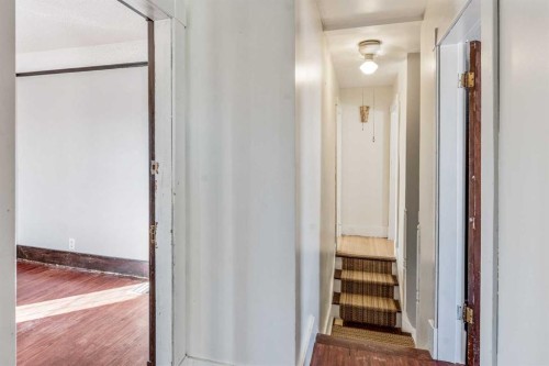 451 20 Street, Fort Macleod, AB - Indoor