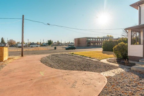 451 20 Street, Fort Macleod, AB - Outdoor