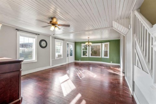 451 20 Street, Fort Macleod, AB - Indoor Photo Showing Other Room