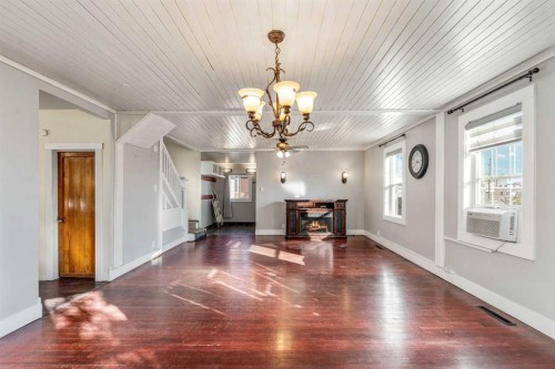 451 20 Street, Fort Macleod, AB - Indoor Photo Showing Other Room