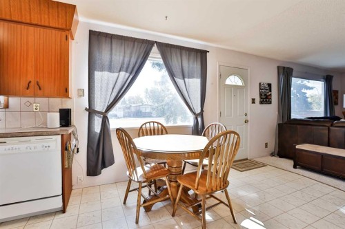 2727 7A Avenue North, Lethbridge, AB - Indoor