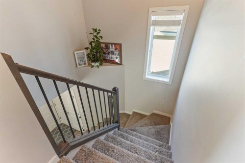 377 Moonlight Way West, Lethbridge, AB - Indoor Photo Showing Other Room