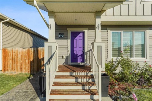 377 Moonlight Way West, Lethbridge, AB - Outdoor