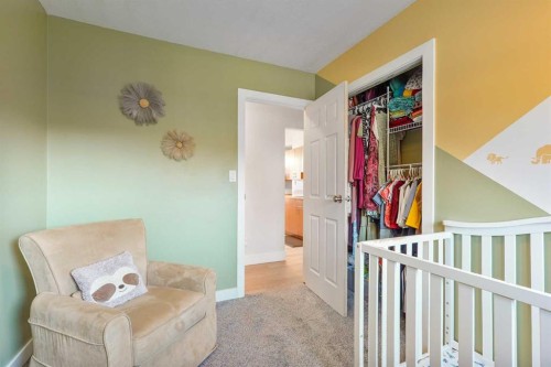 486N 100E, Raymond, AB - Indoor