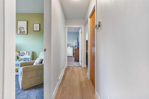 486N 100E, Raymond, AB - Indoor Photo Showing Other Room