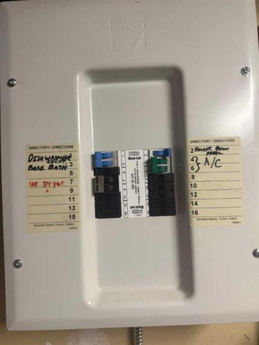 486N 100E, Raymond, AB - Indoor Photo Showing Other Room