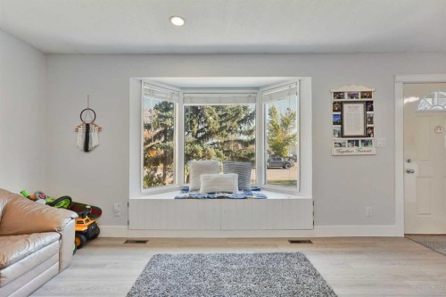 486N 100E, Raymond, AB - Indoor