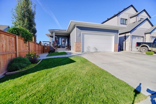 1000 Atlantic Lookout West, Lethbridge, AB - Outdoor