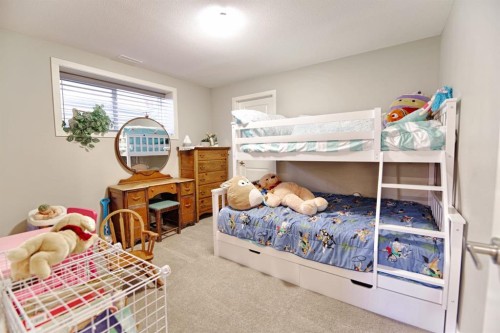 1000 Atlantic Lookout West, Lethbridge, AB - Indoor Photo Showing Bedroom