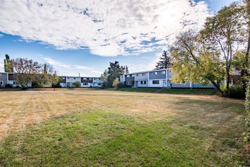 604 Terrace Park, Red Deer, AB - Outdoor