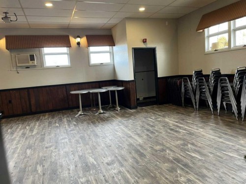 218 Main Street, Burdett, AB 