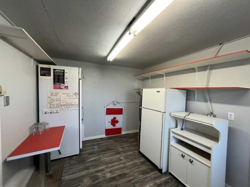 218 Main Street, Burdett, AB 