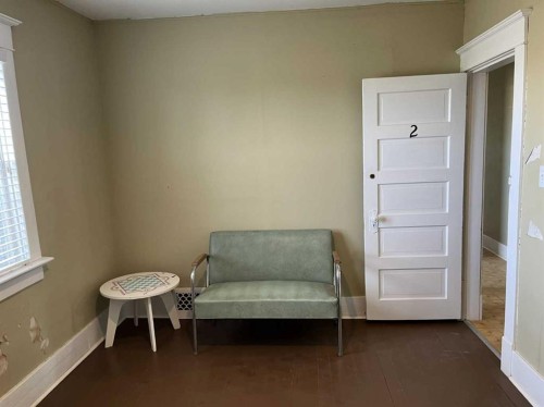 218 Main Street, Burdett, AB 