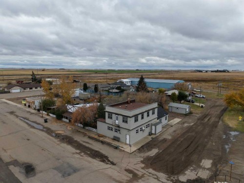 218 Main Street, Burdett, AB 