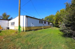 290 2 Avenue NW Glenwood, AB T0K 2R0